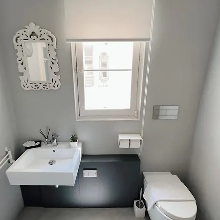 The Artist's Loft * Valletta