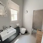 The Artist's Loft La Valette